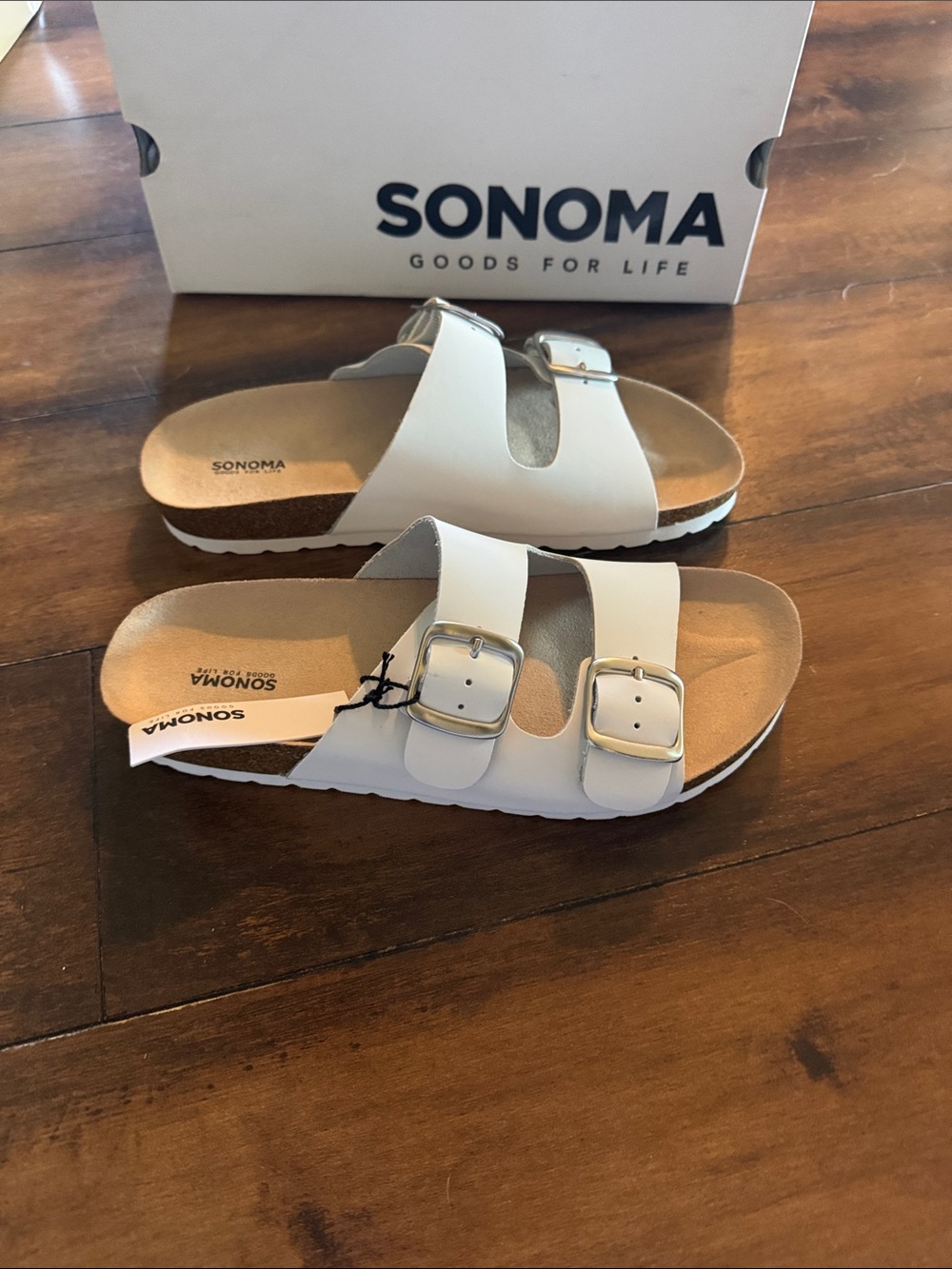 Sonoma Artwork White Double-Buckle Comfort Slide Sandals Size 7.5 New - Picture 5 of 7